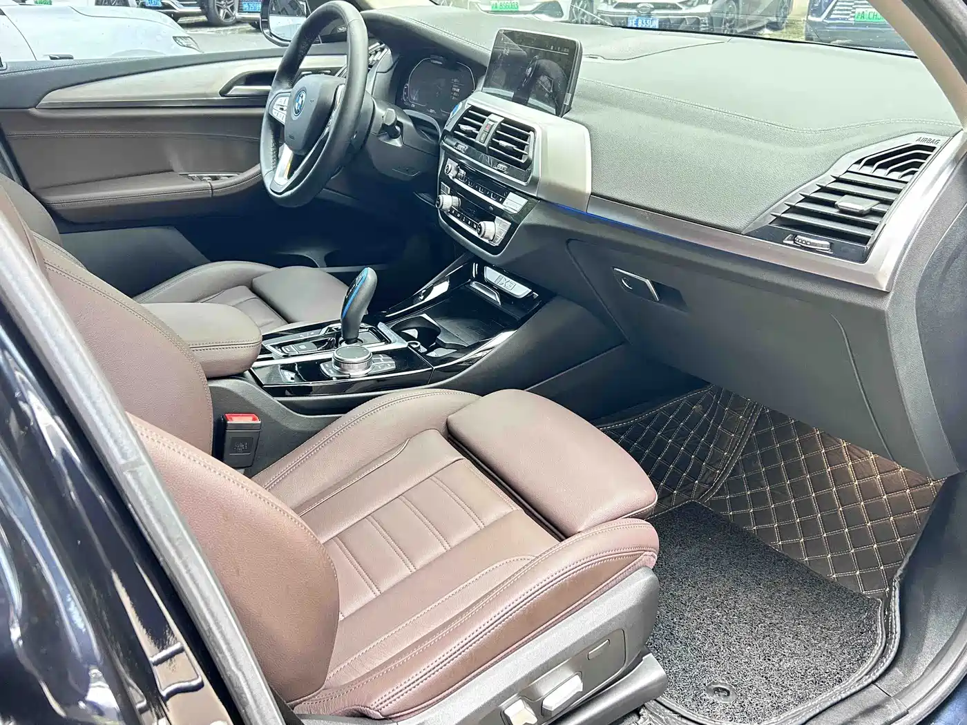 BMW iX3 2021