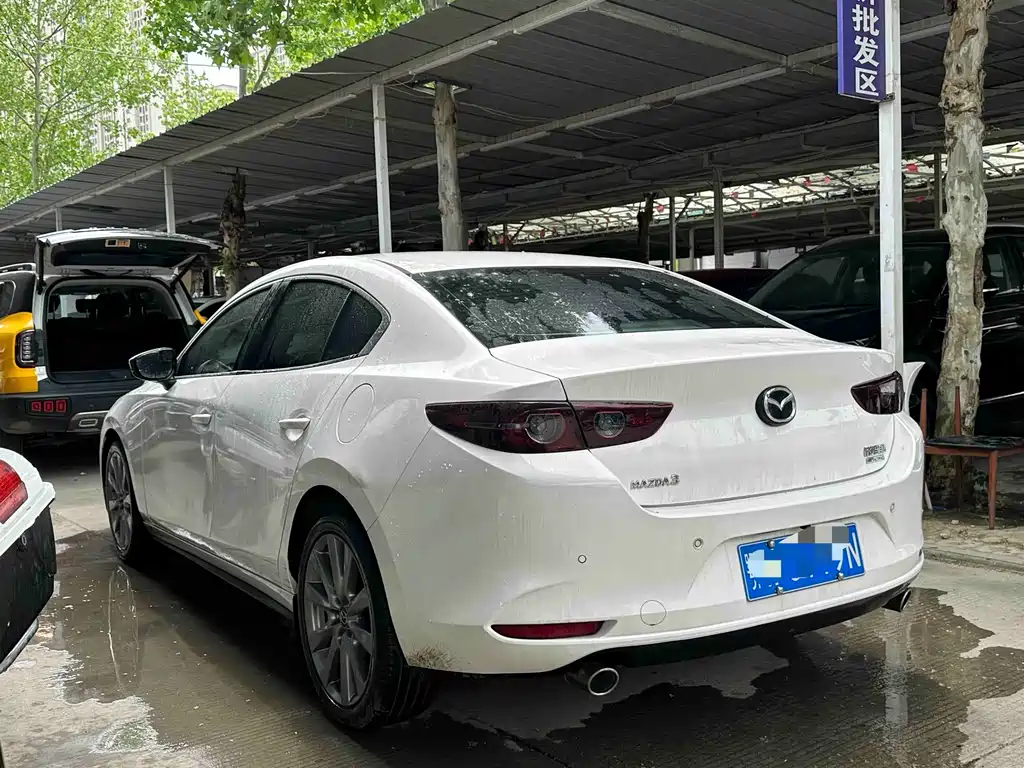 Mazda 3 2025