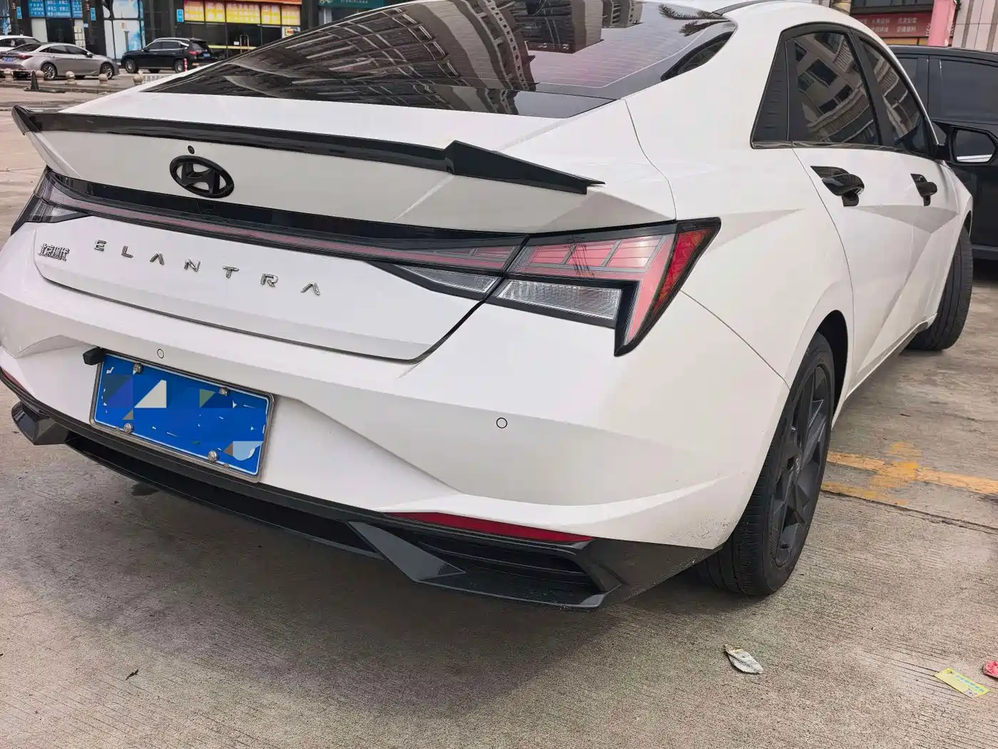 Hyundai Elantra 2022
