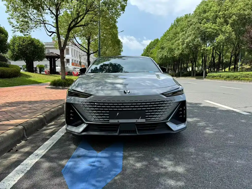 Changan UNI-V 2023