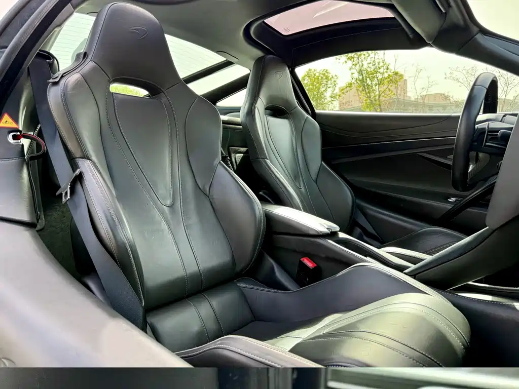 McLaren 720S 2020