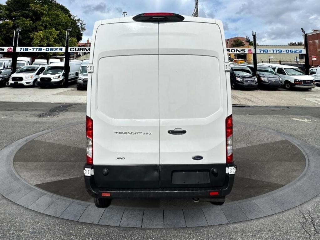 Ford Transit 2023