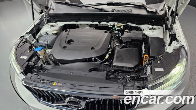 Volvo XC40 2021