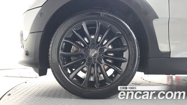 Mini Clubman 2023