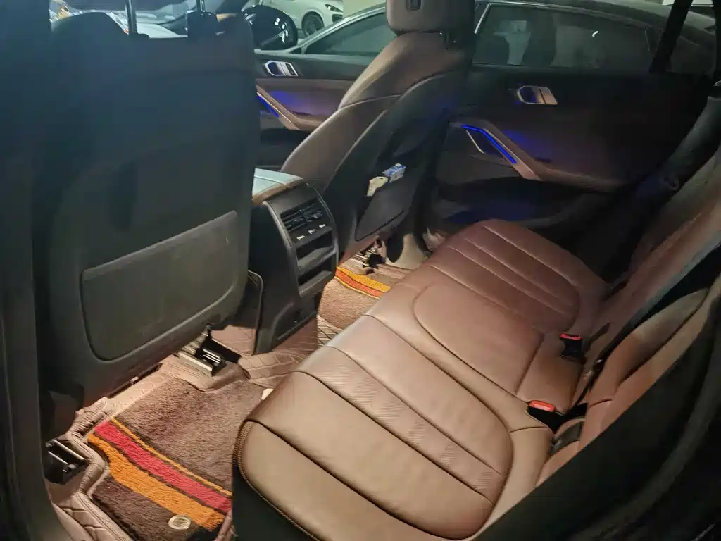 BMW X6 2021