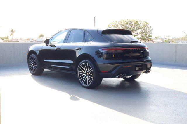 Porsche Macan 2025