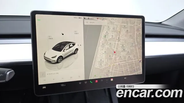 Tesla Model Y 2024