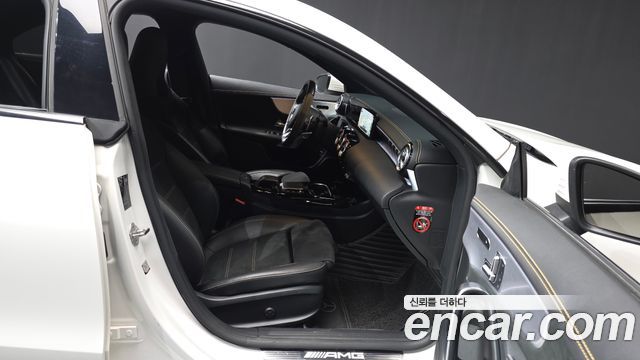 Mercedes-Benz CLA 2021