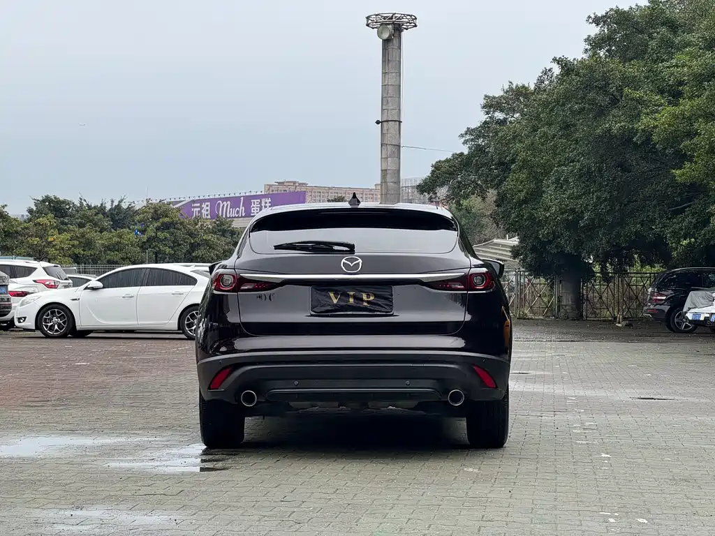 Mazda CX-4 2023