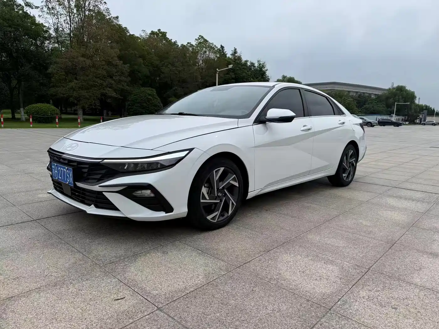 Hyundai Elantra 2024