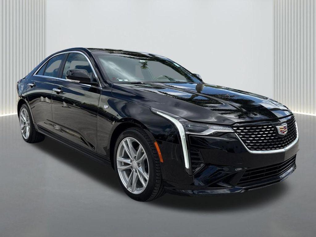 Cadillac CT4 2024