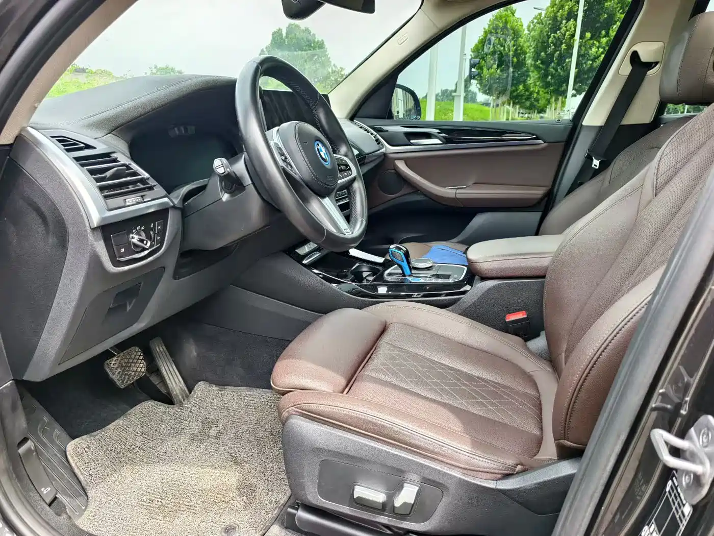 BMW iX3 2023