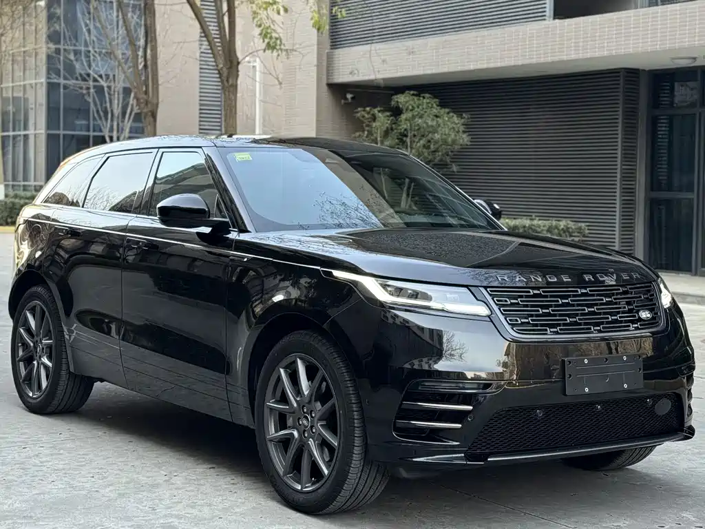 Land Rover Range Rover Velar 2025