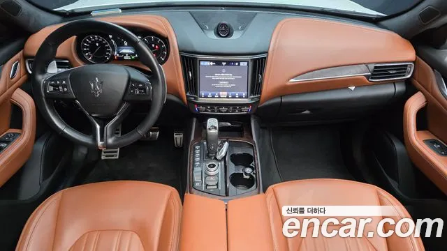 Maserati Levante 2022