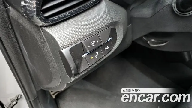 Hyundai Veloster 2020