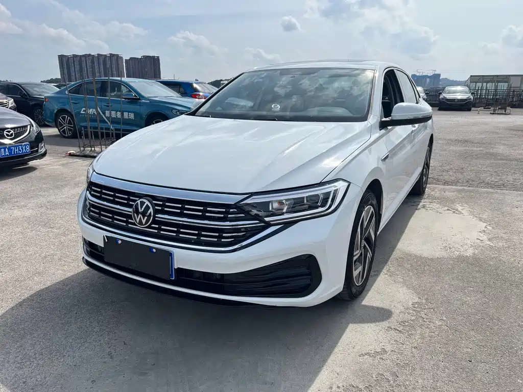 Volkswagen Jetta 2023