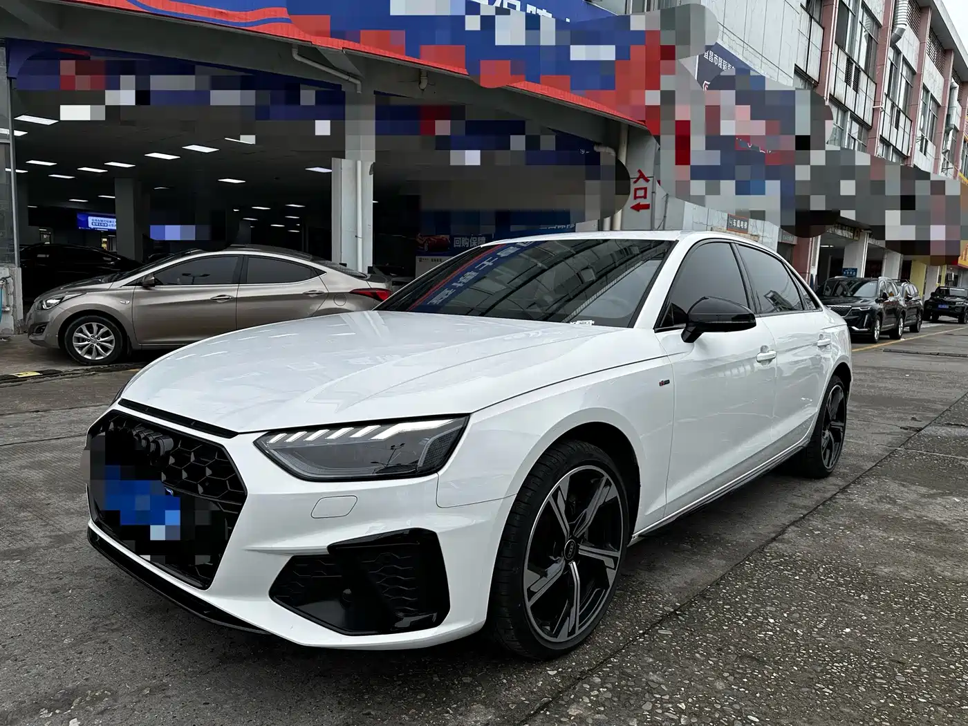 Audi A4 2025