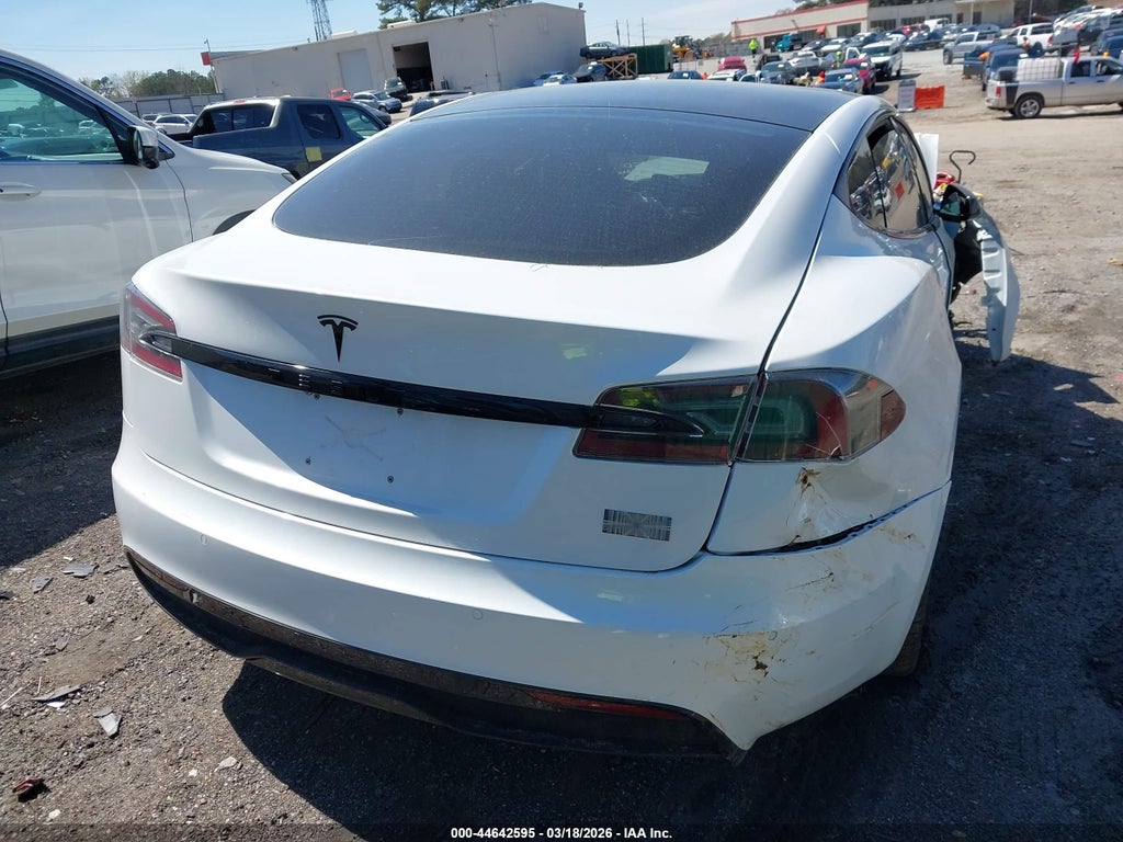 Tesla Model S 2021