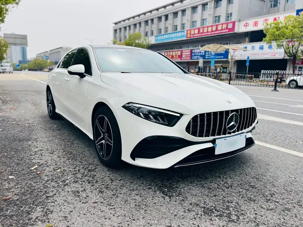Mercedes-Benz A-Класс 2023
