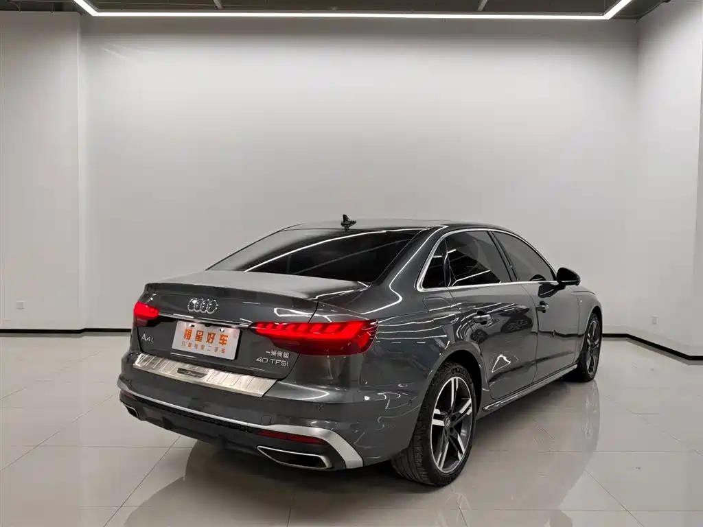Audi A4 2021