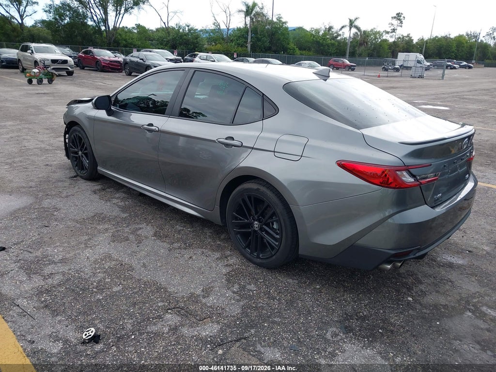 Toyota Camry 2025