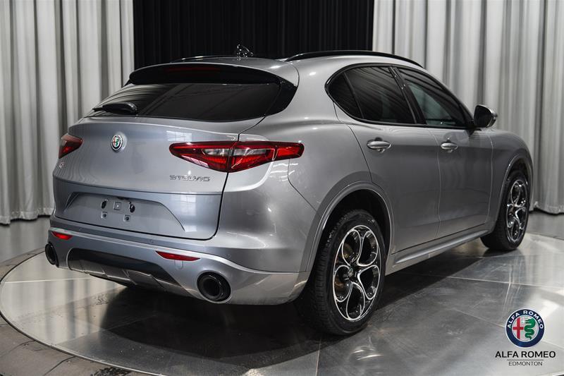 Alfa Romeo Stelvio 2021
