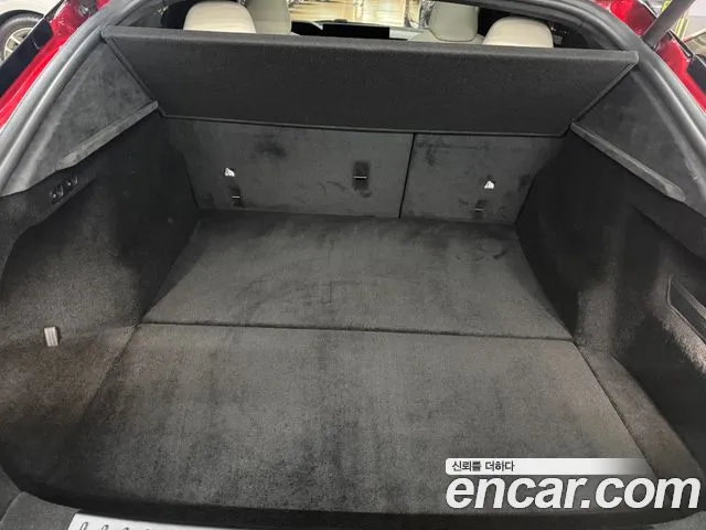 Tesla Model S 2023