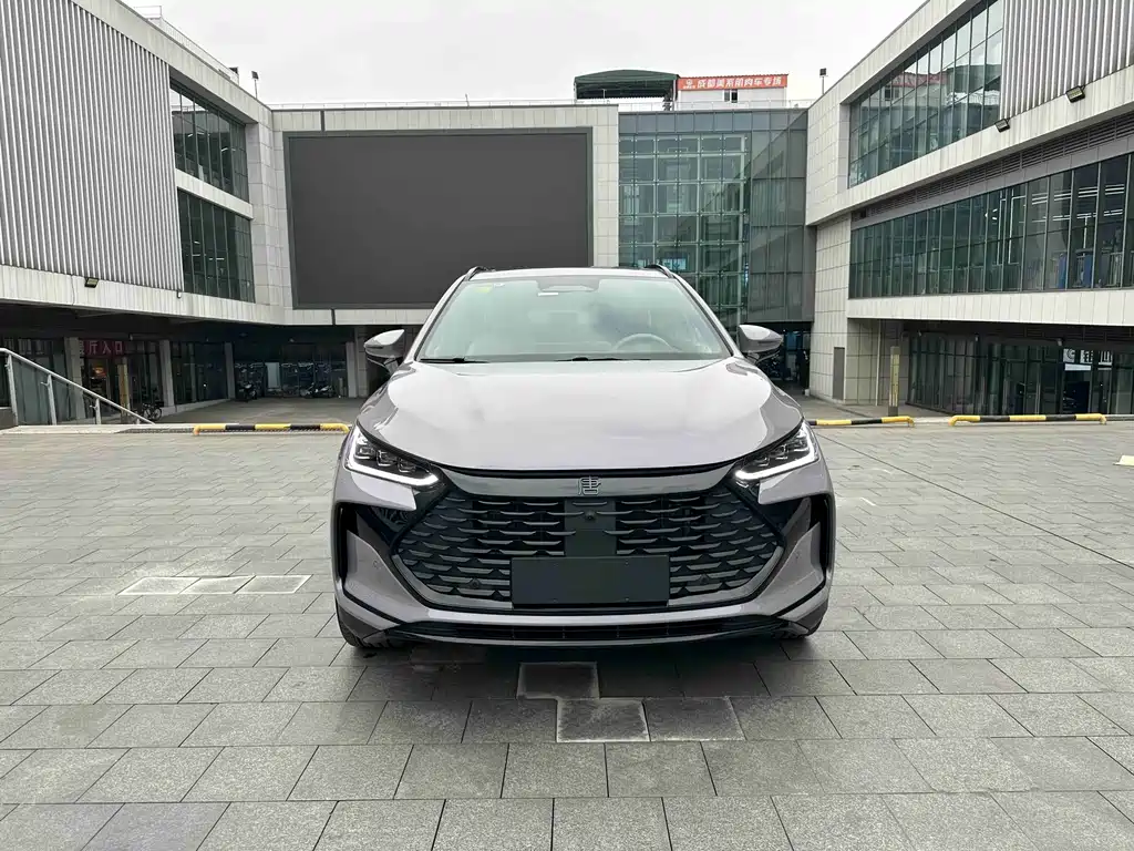 BYD Tang 2025