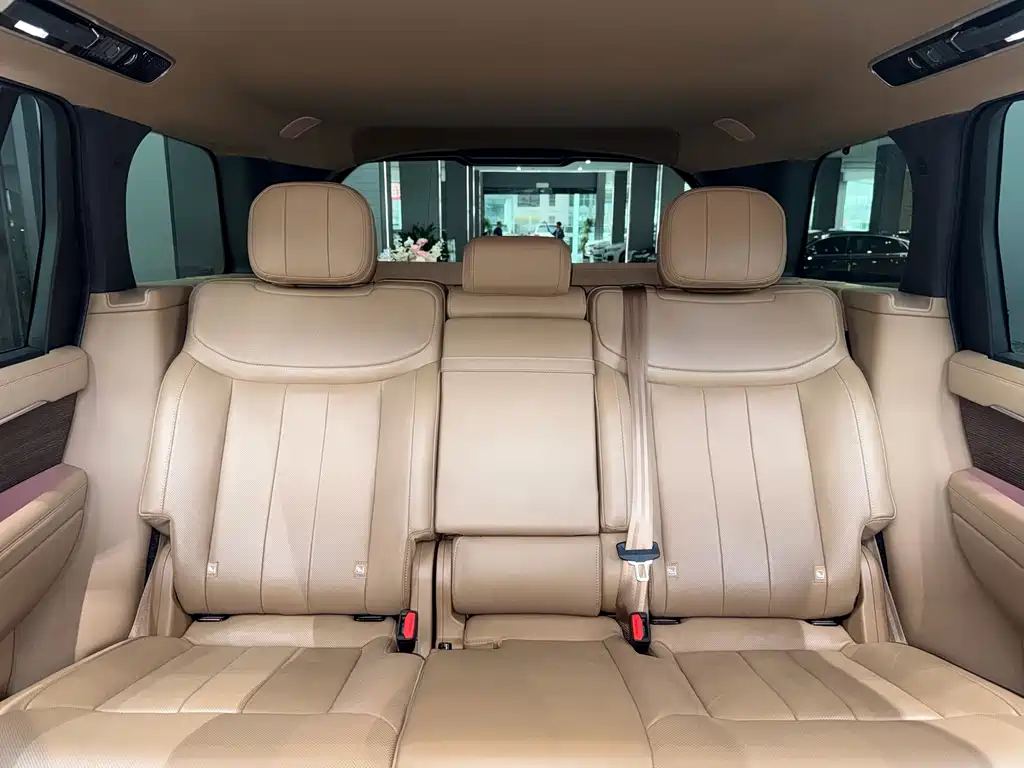 Land Rover Range Rover 2024