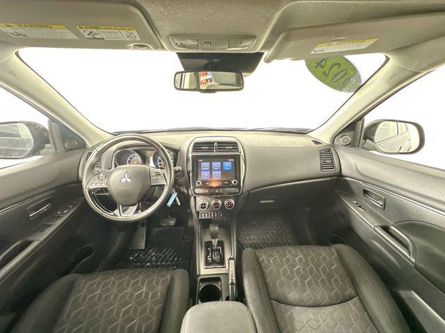 Mitsubishi Outlander Sport 2024