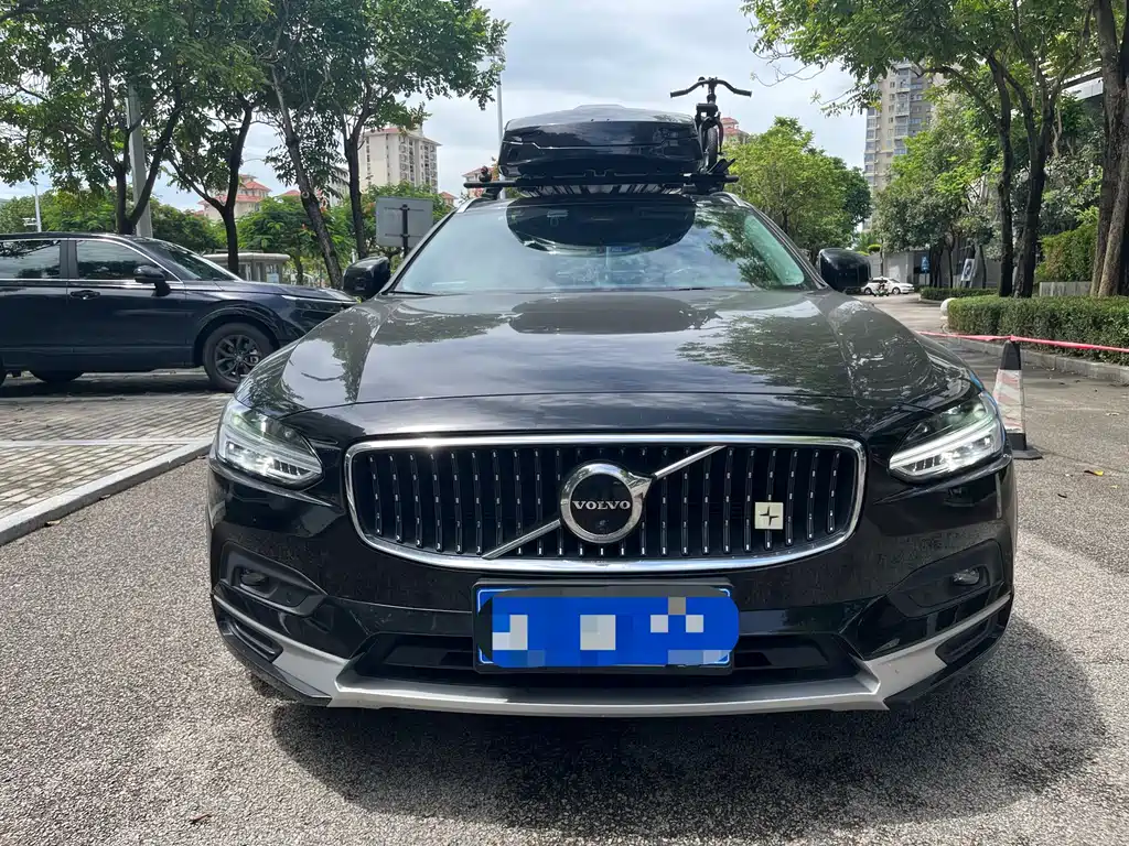 Volvo V90 2021