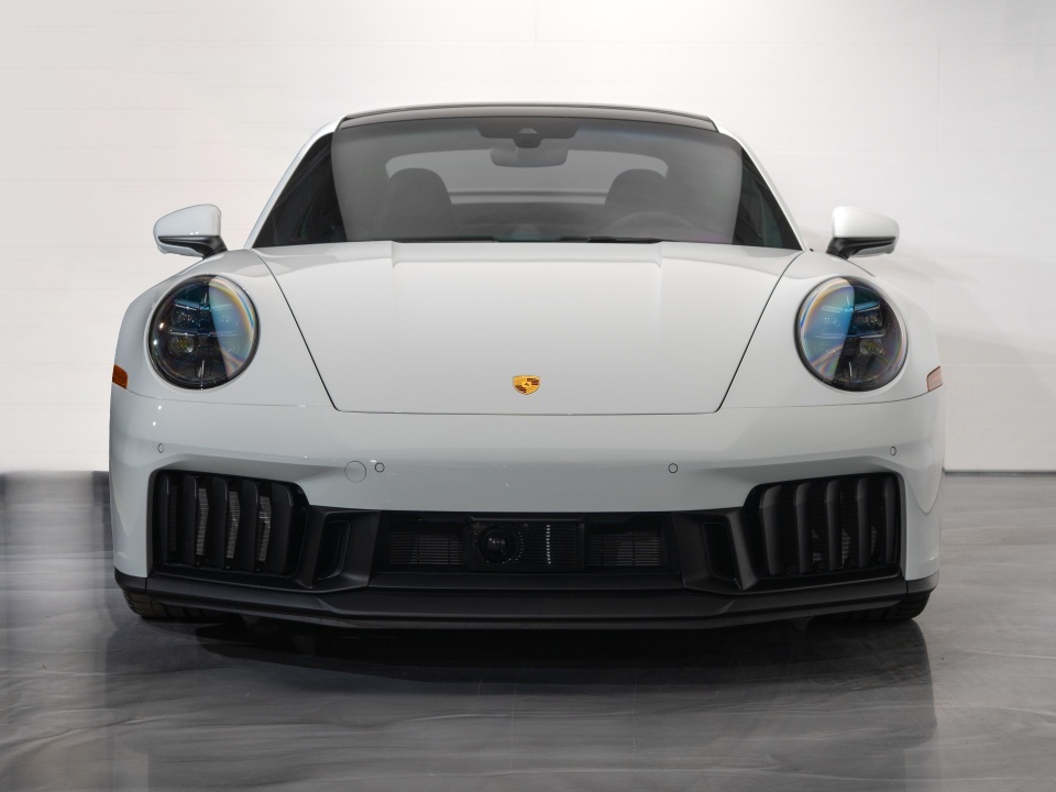 Porsche 911 2025