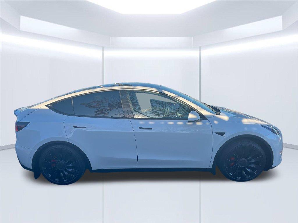 Tesla Model Y 2022