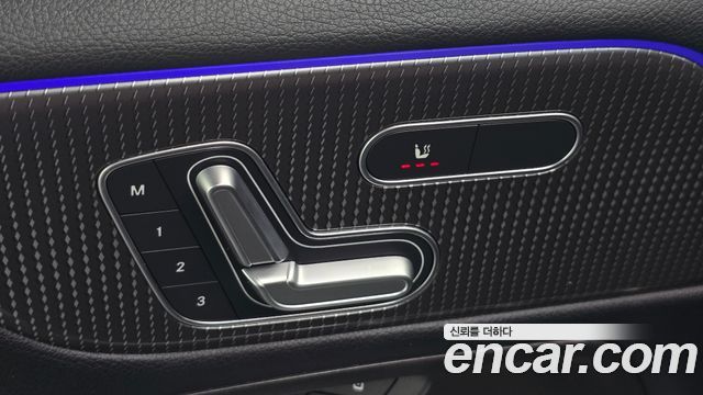 Mercedes-Benz GLB 2021