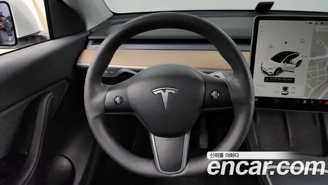 Tesla Model Y 2021
