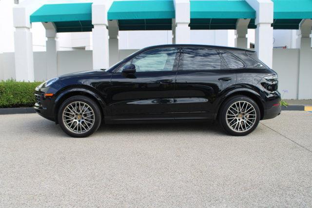 Porsche Cayenne 2023