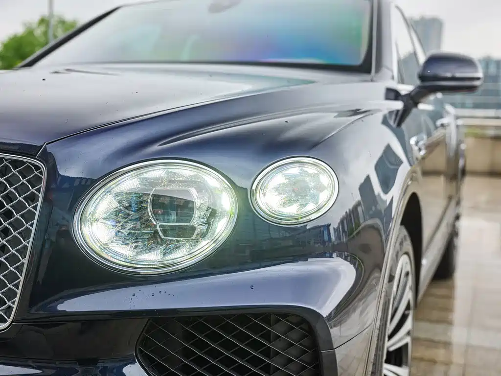 Bentley Bentayga 2023