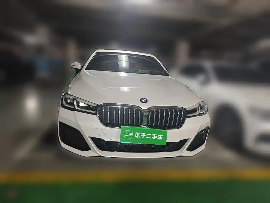 BMW 5 серии 2023