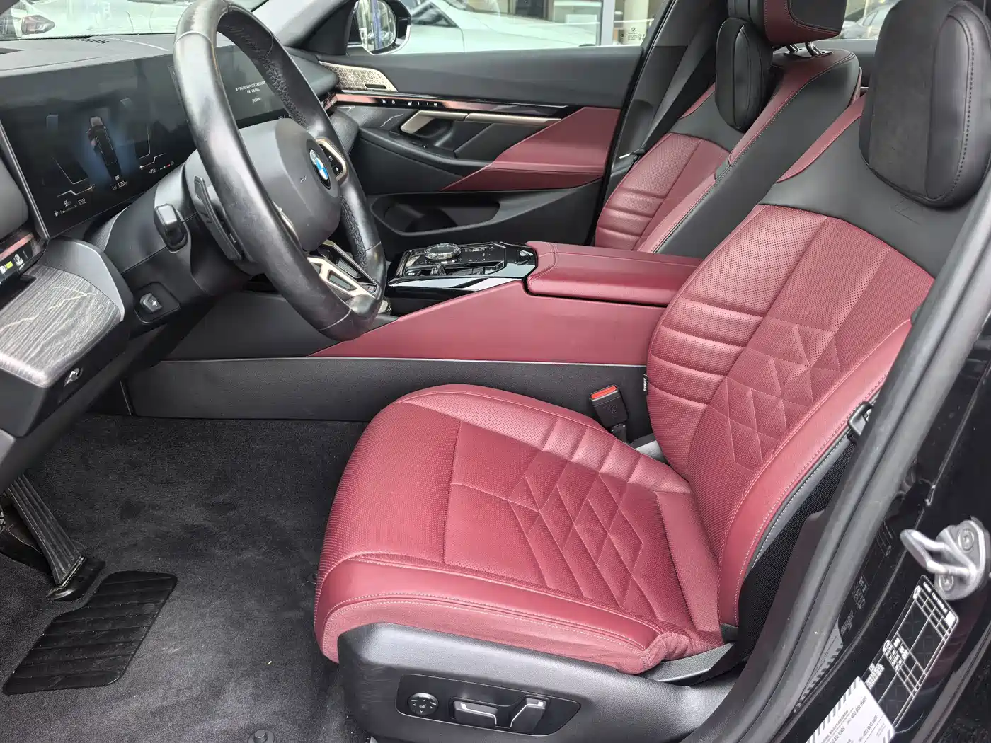 BMW 5 серии 2025