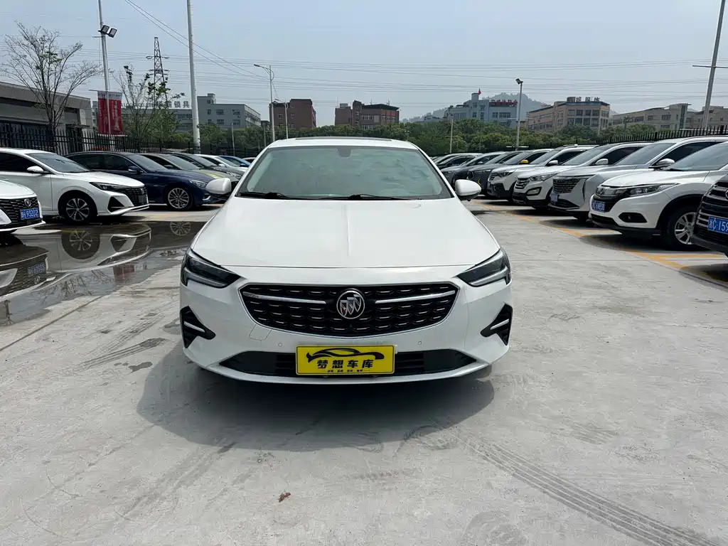 Buick Regal 2022