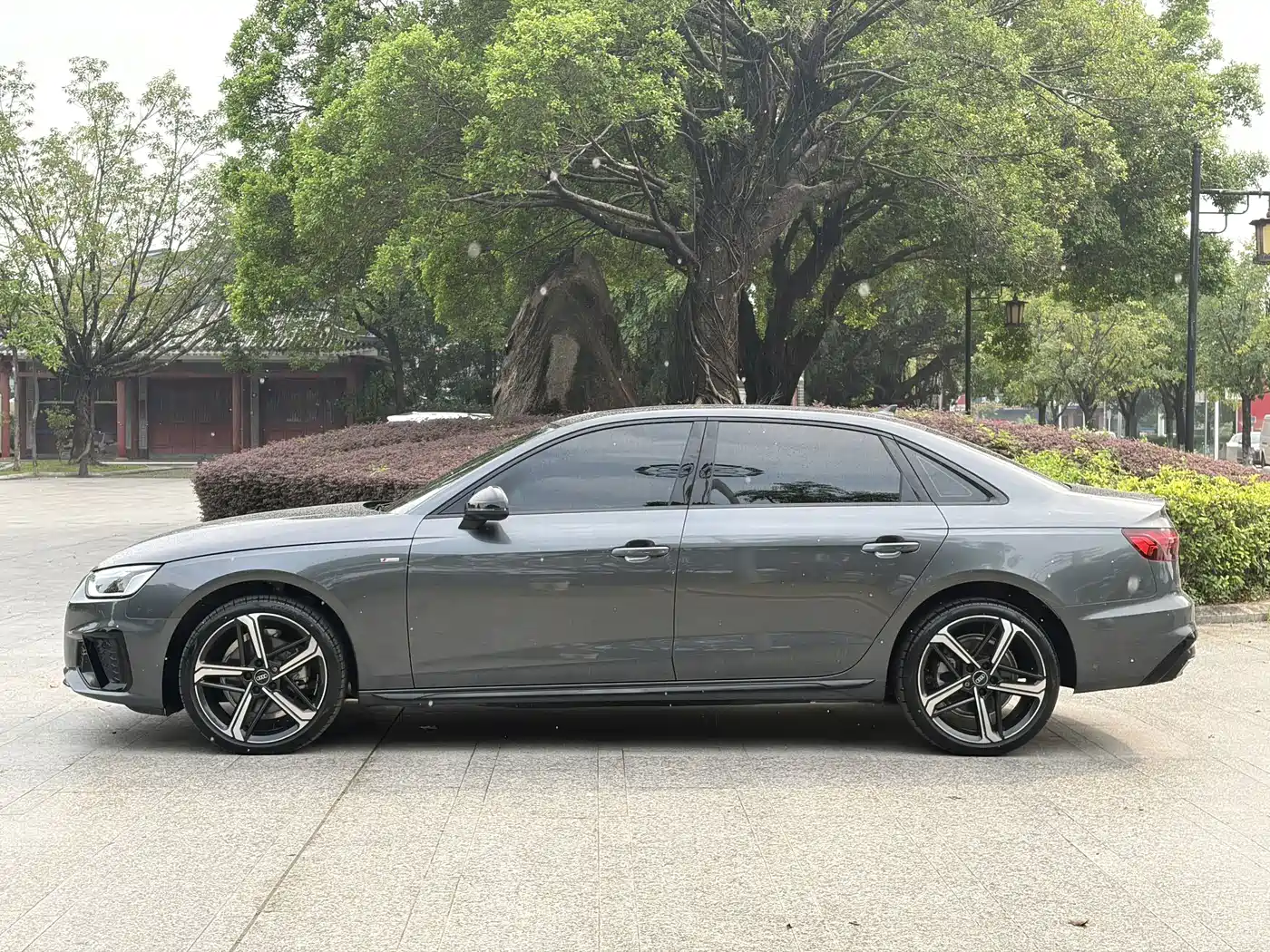 Audi A4 2025