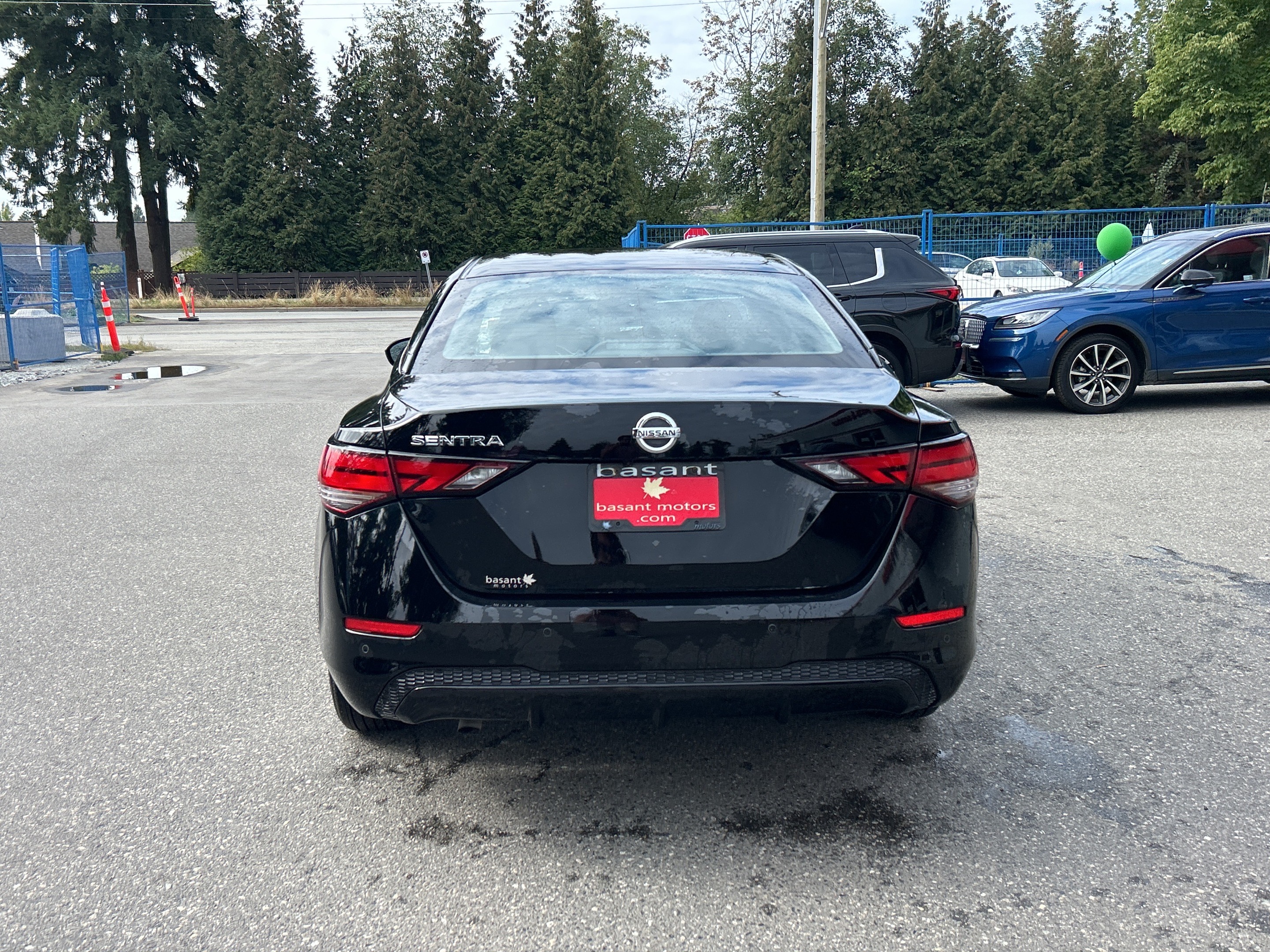 Nissan Sentra 2023