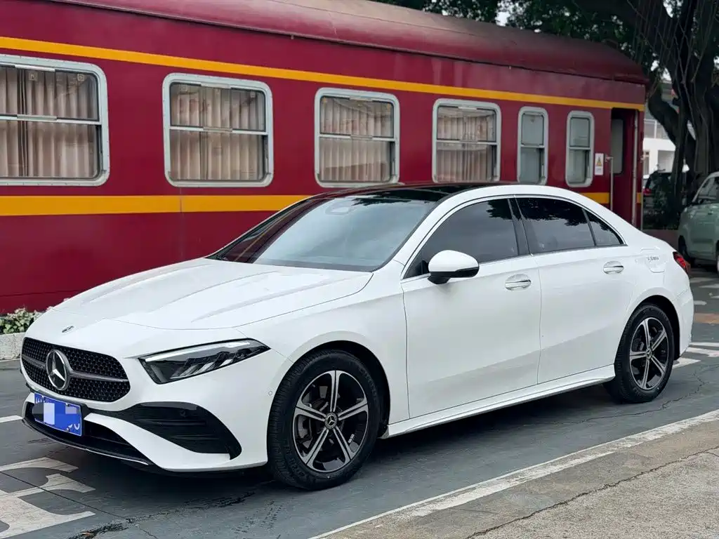 Mercedes-Benz A-Класс 2024