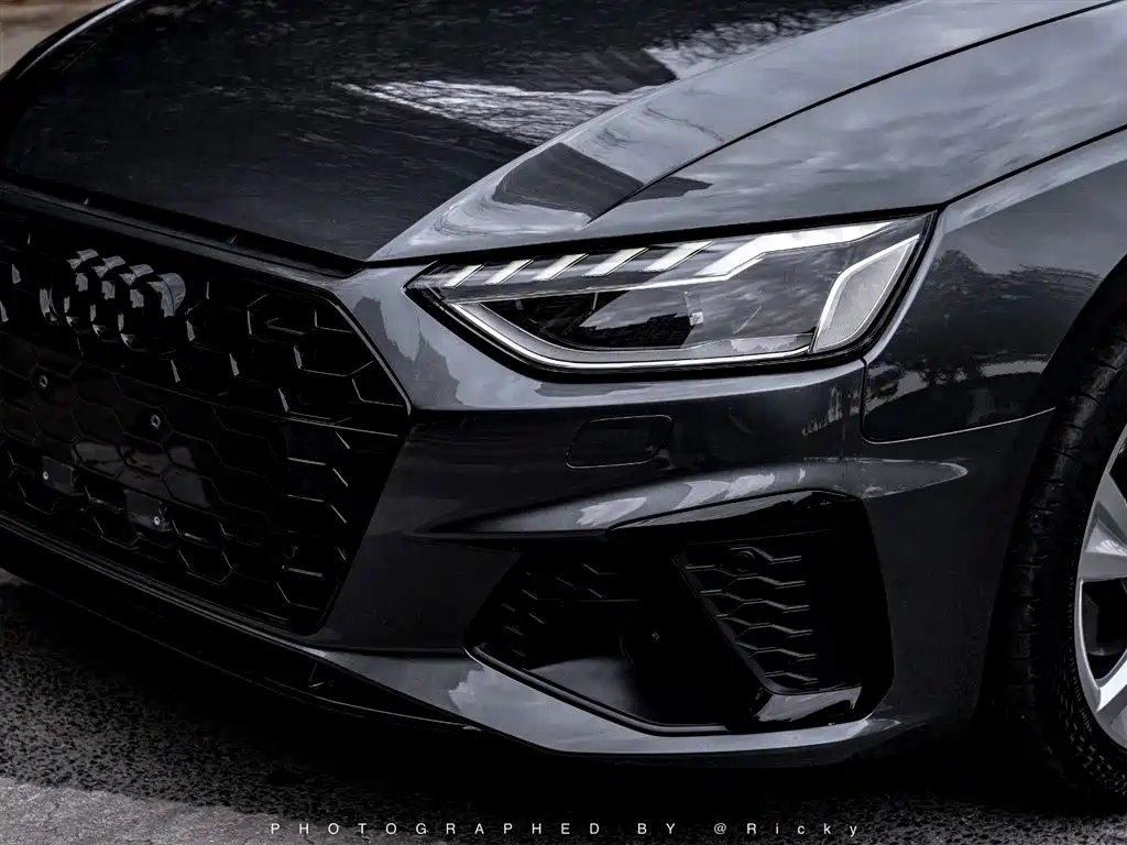 Audi A4 2023