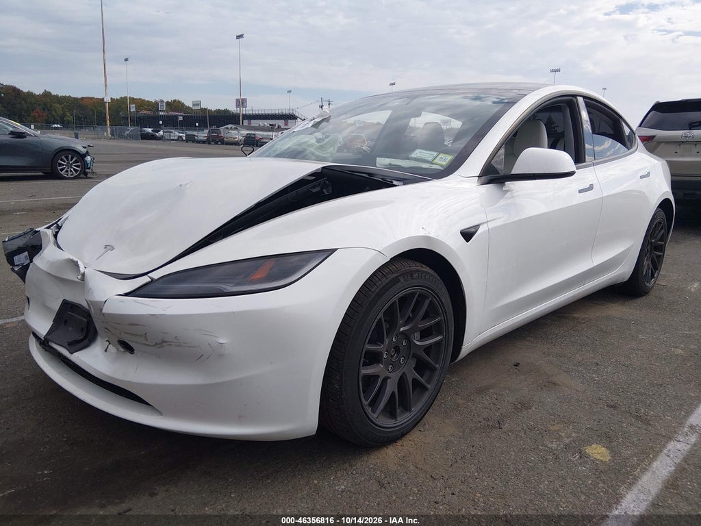 Tesla Model 3 2025
