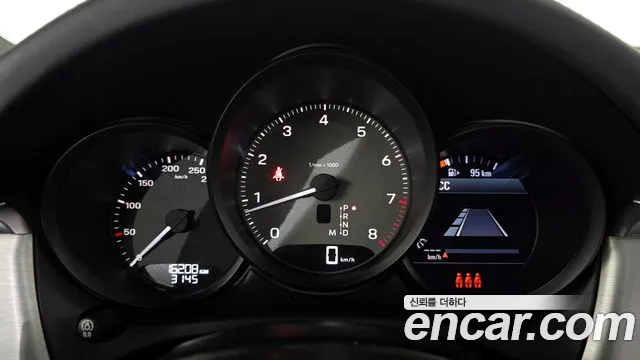 Porsche Macan 2022