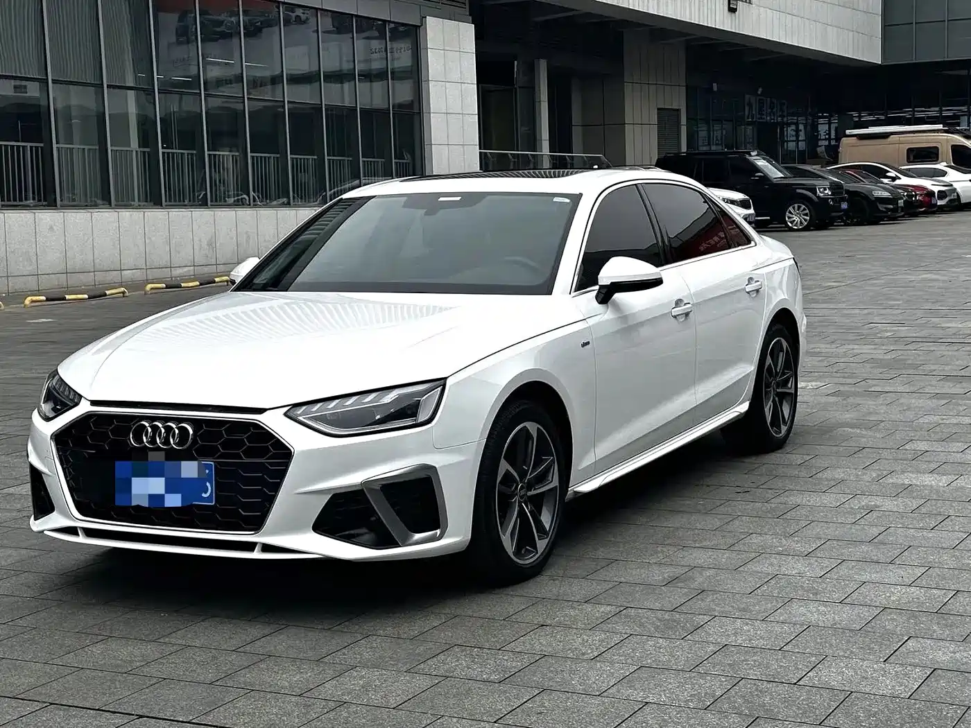 Audi A4 2024
