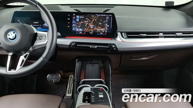 BMW iX1 2023