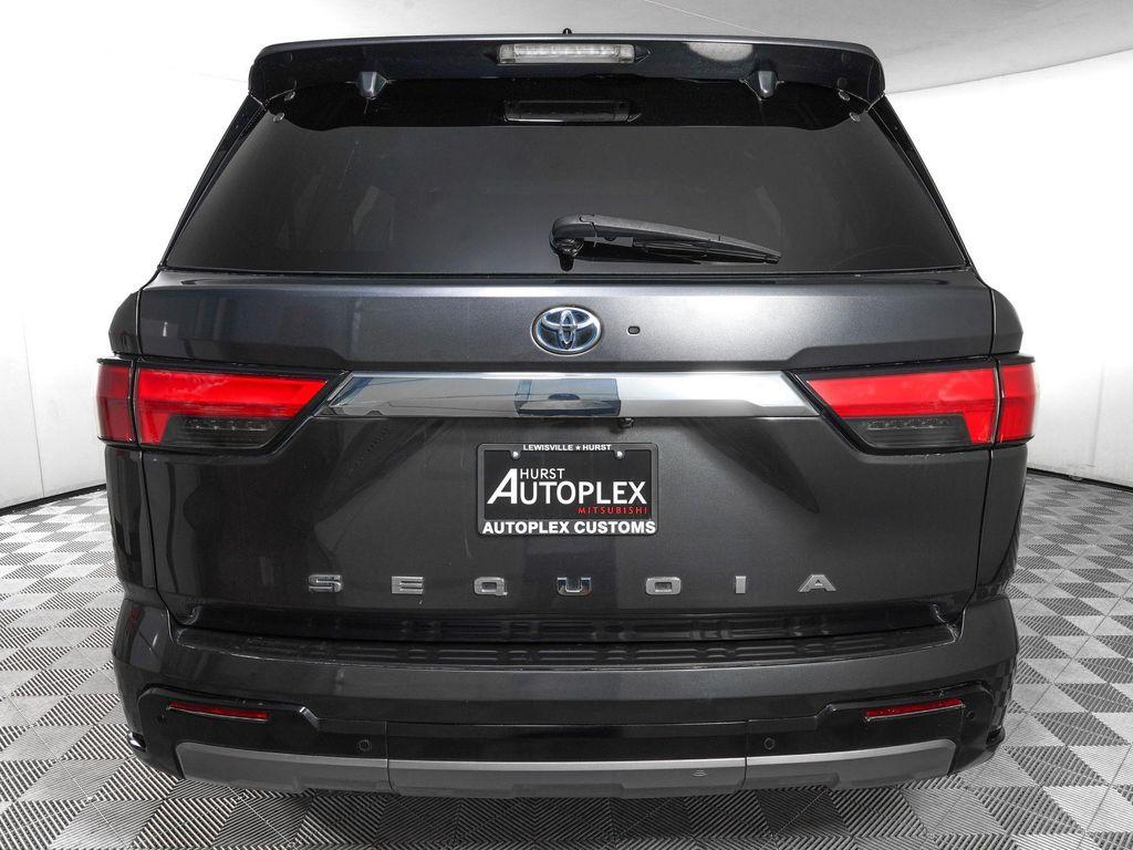 Toyota Sequoia 2023