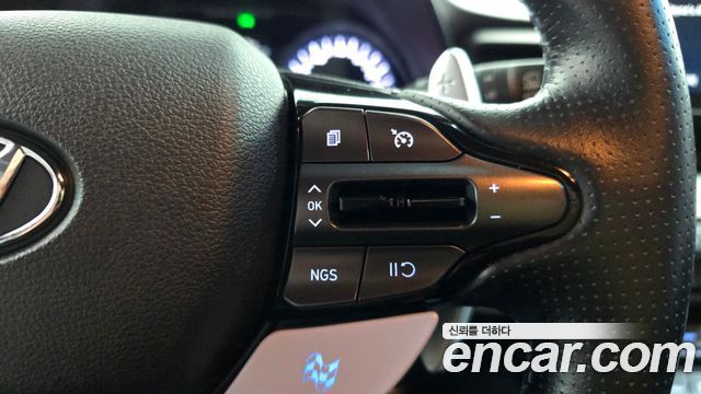 Hyundai Veloster 2022